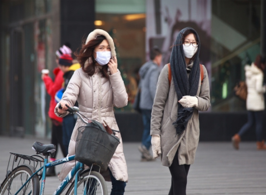 shutterstock_166335602, face masks, air pollution, Beijing, China