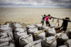 bangladesh_2014_labourers_sand_bags, South Asia